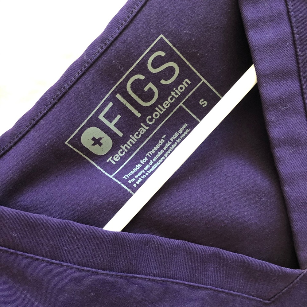 Figs Scrub Top Purple